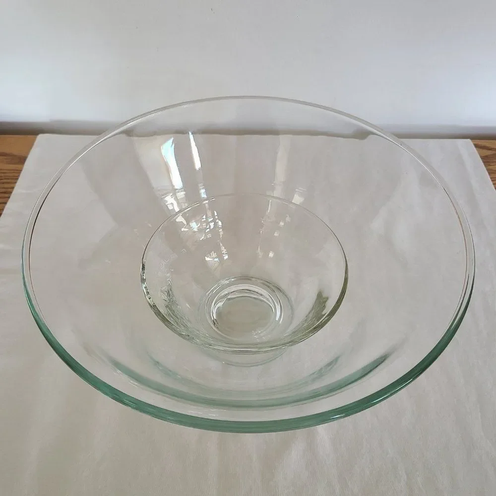 Two Elegant Heavy Clear Glass Crystal Serving or Mixing Bowls - Quality Glass